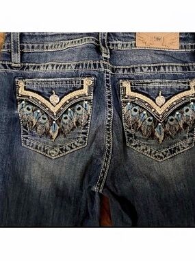 Gorgeous Miss Me Boot Jeans with Feather Pocket Detail 28” Inseam